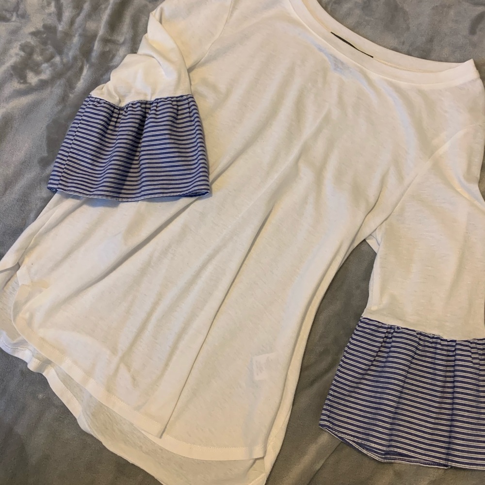 Peplum sleeve top